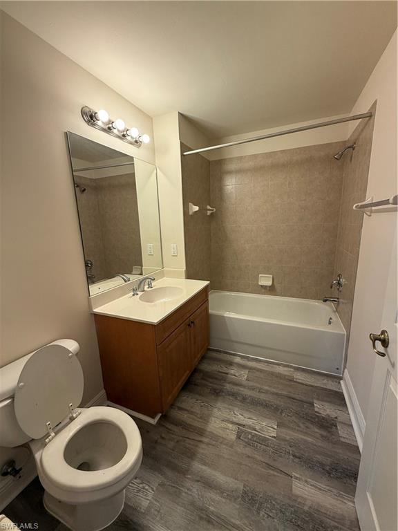2909 Tuscan Dr 303 Property Photo 6