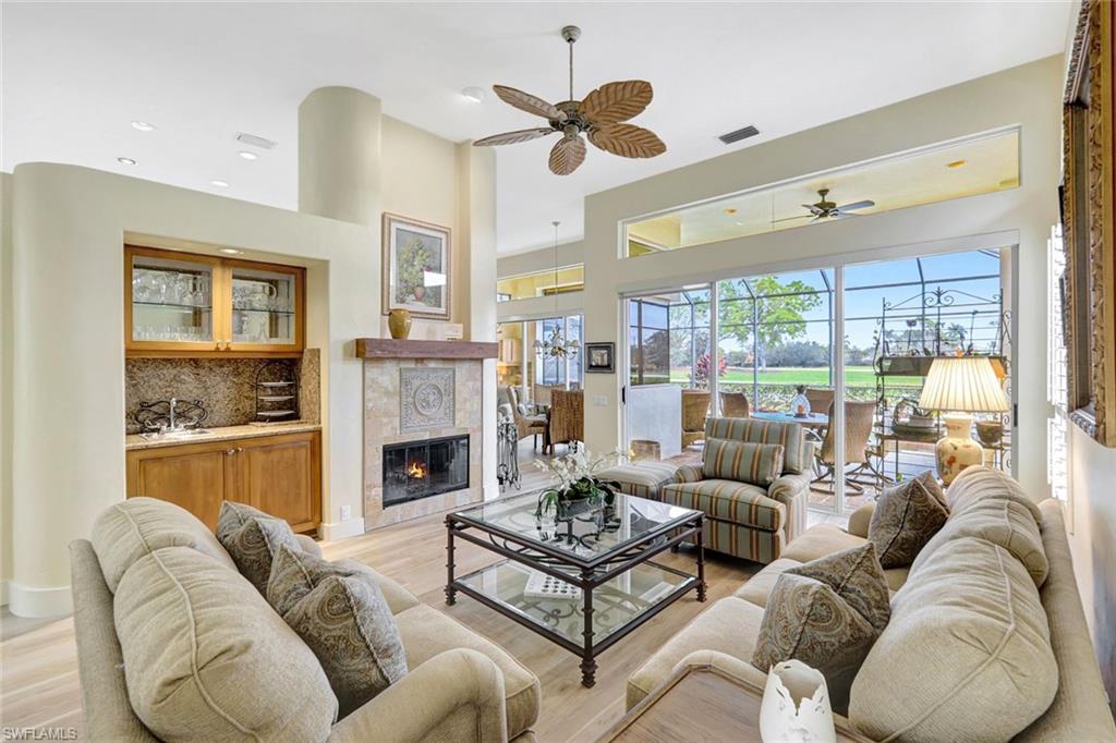 10401 Quail Crown Dr Property Photo 4