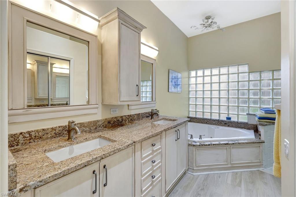 10401 Quail Crown Dr Property Photo 14