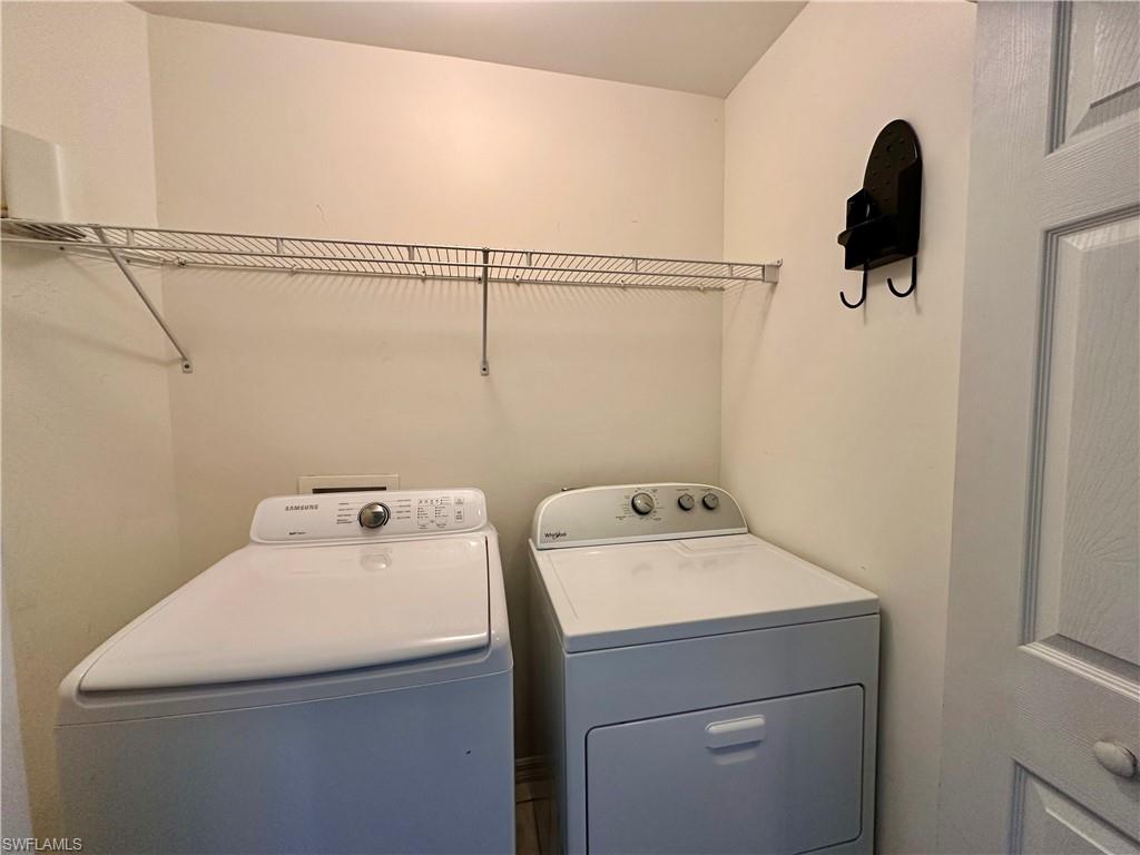1164 Oxford Ln 29 Property Photo 28