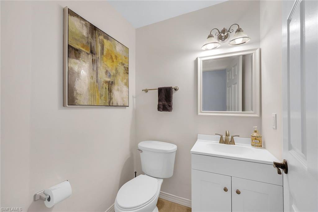 335 Lambton Ln Property Photo 14