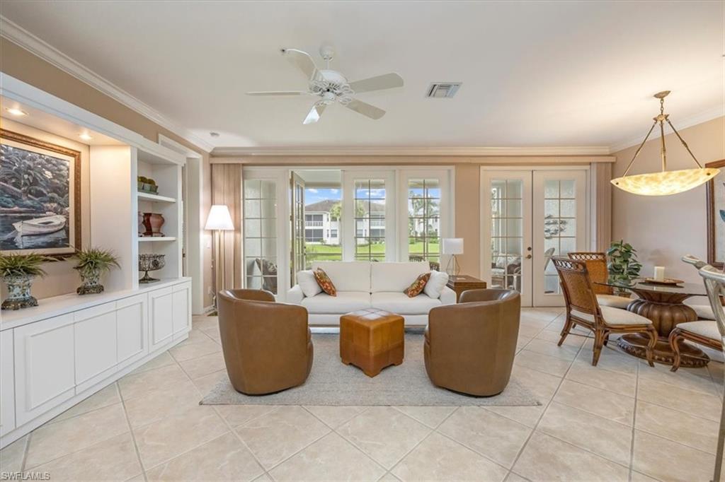 5060 Yacht Harbor Cir 102 Property Photo 2