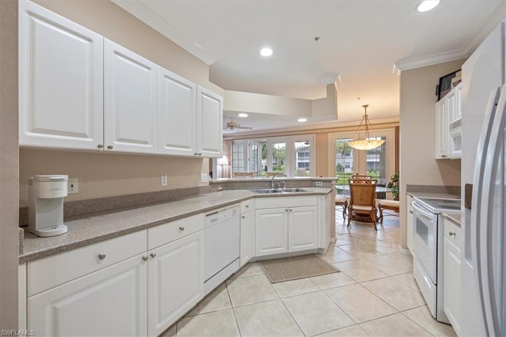 5060 Yacht Harbor Cir 102 Property Photo 12