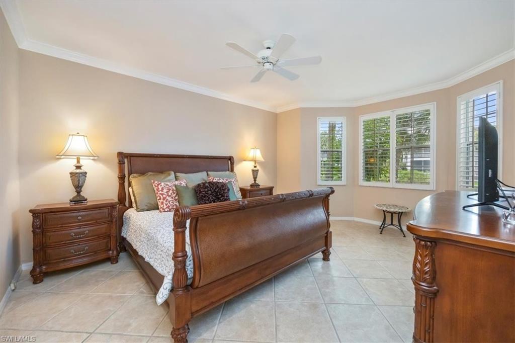 5060 Yacht Harbor Cir 102 Property Photo 16