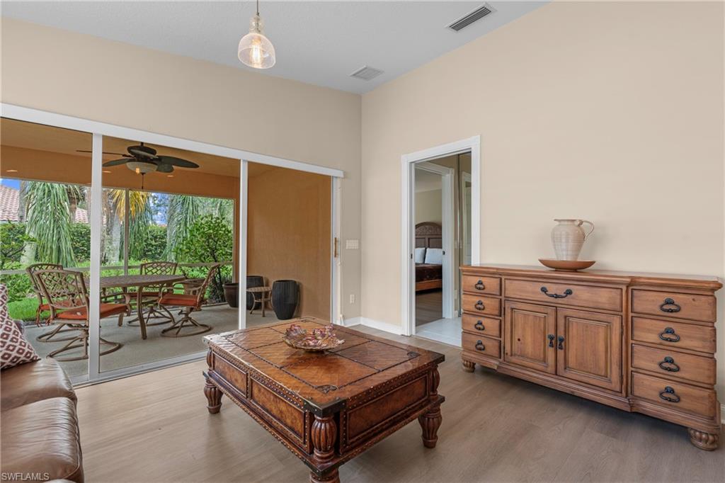 29017 Alessandria Cir Property Photo 5