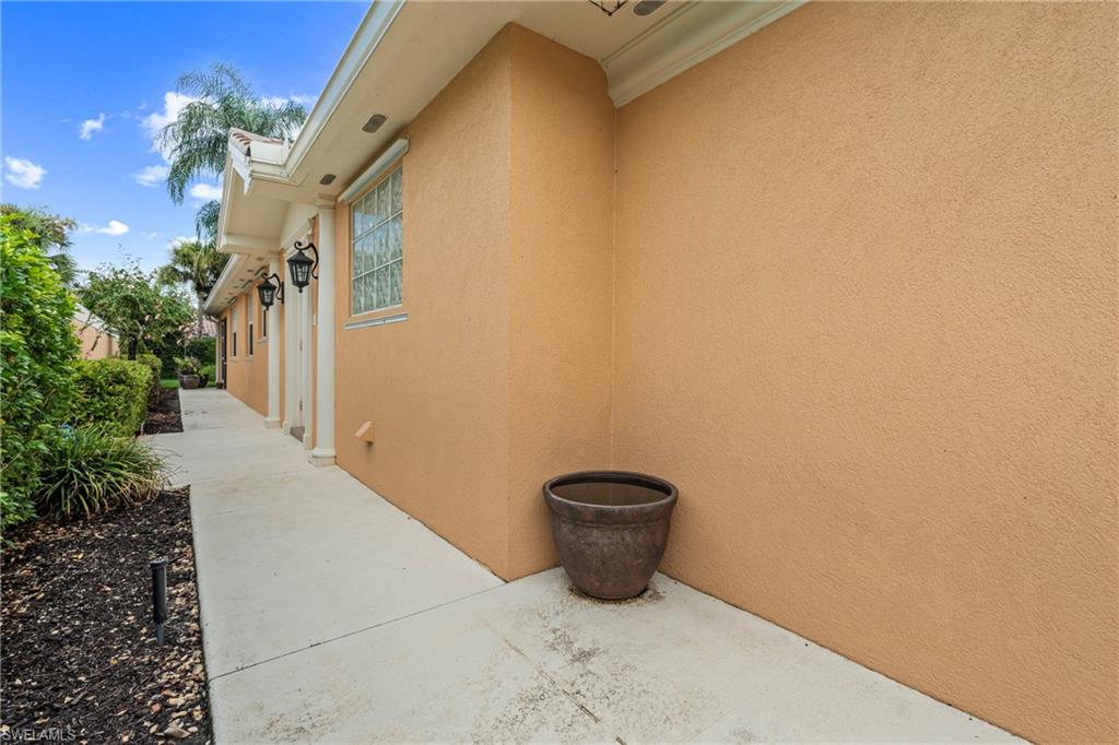 29017 Alessandria Cir Property Photo 20