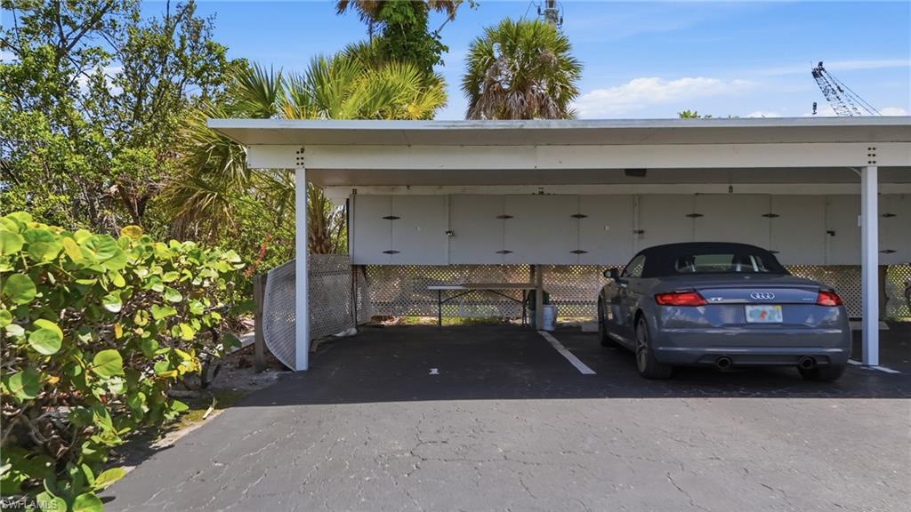 330 Kon Tiki Dr B1 Property Photo 3