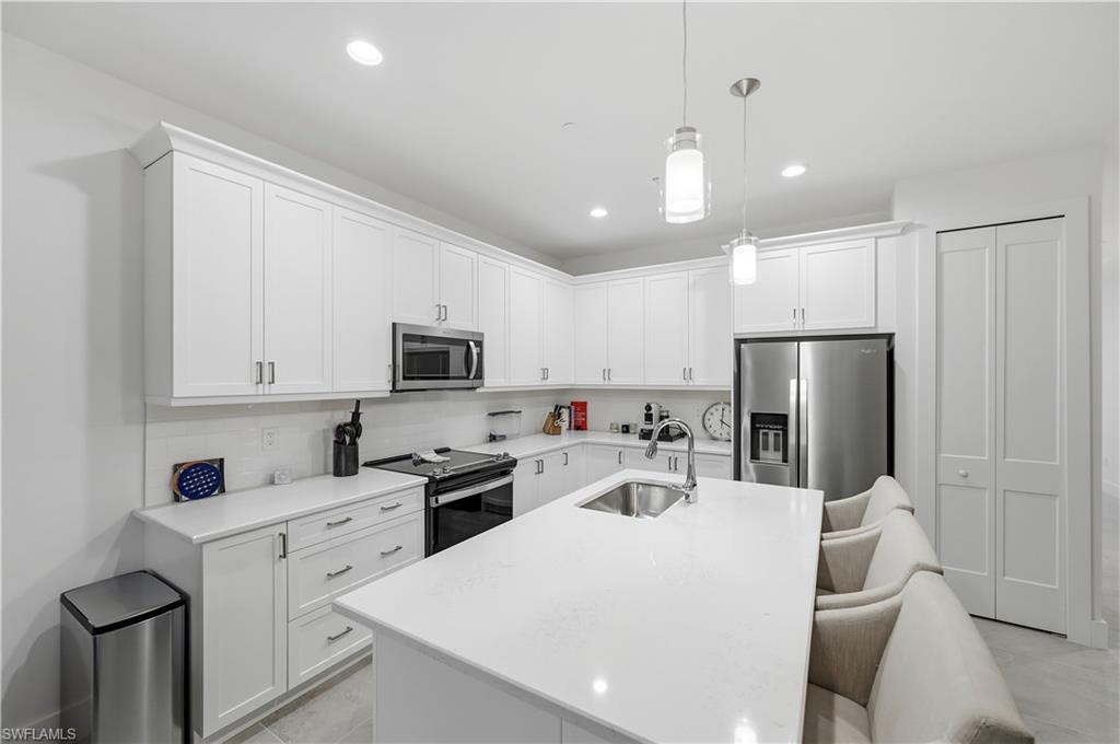 5865 Shell Cove Dr 106 Property Photo 14