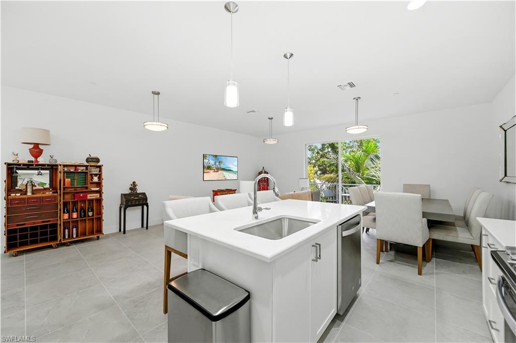 5865 Shell Cove Dr 106 Property Photo 18