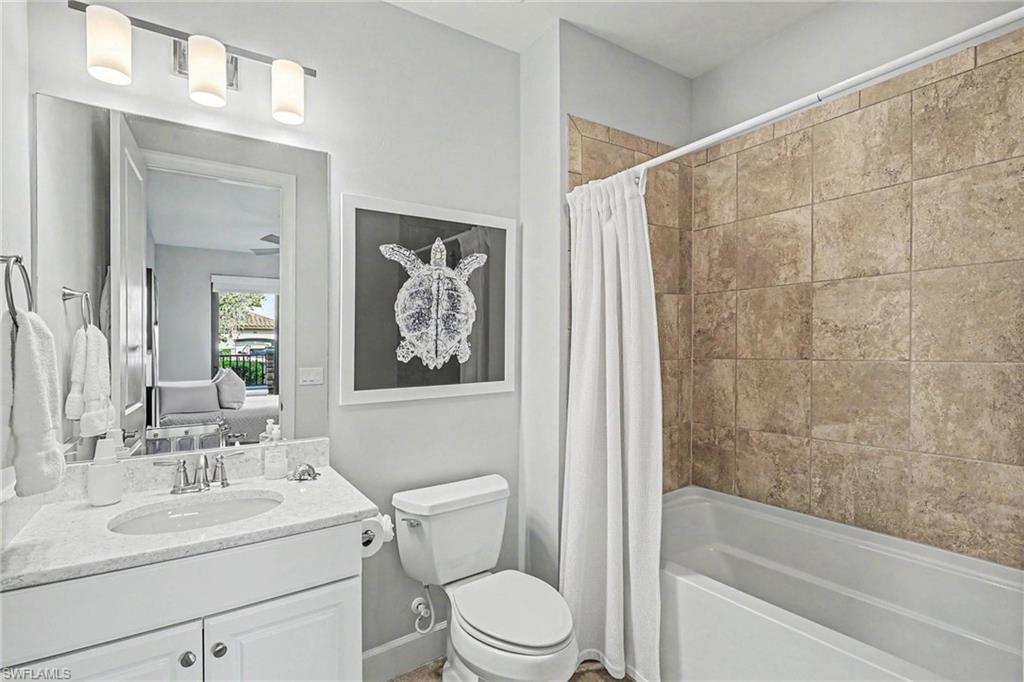 8769 Bellano Ct 104 Property Photo 8