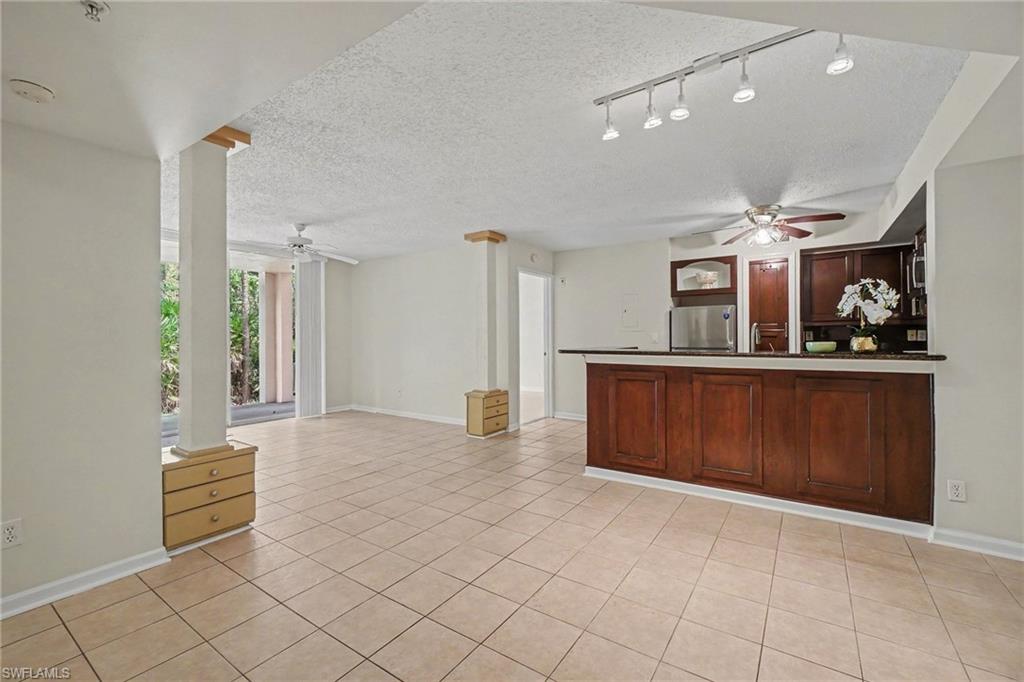 1280 Wildwood Lakes Blvd 106 Property Photo 10