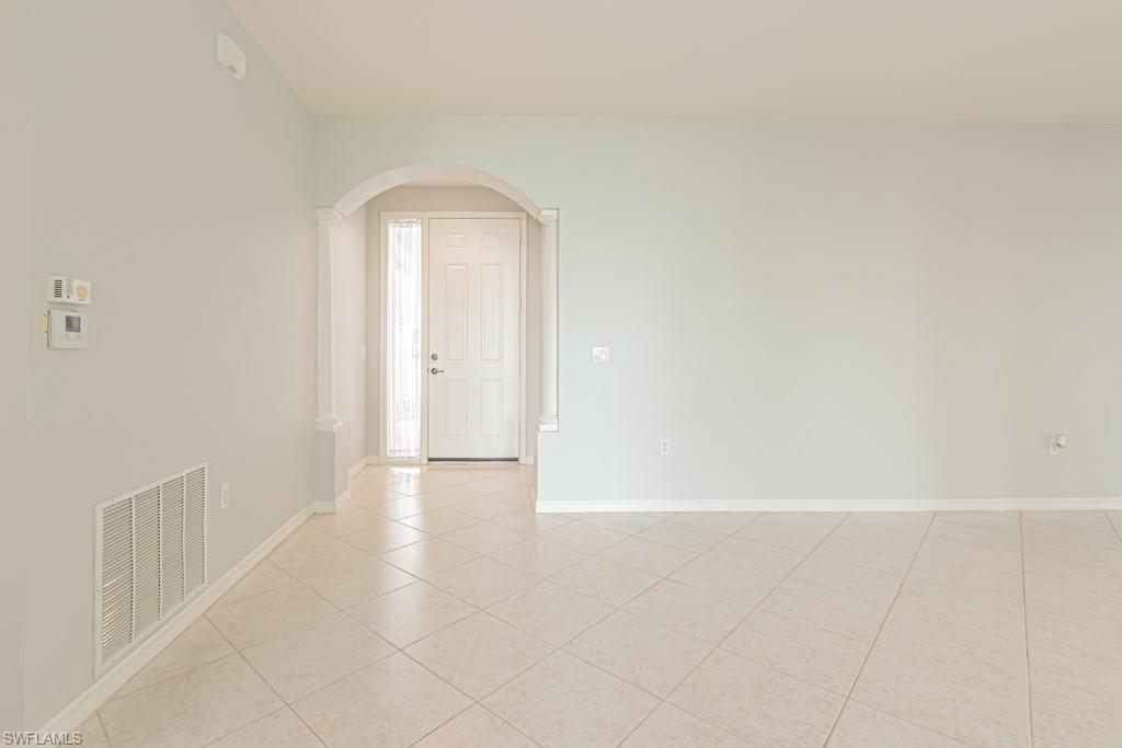 2215 Hawksridge Dr 802 Property Photo 3