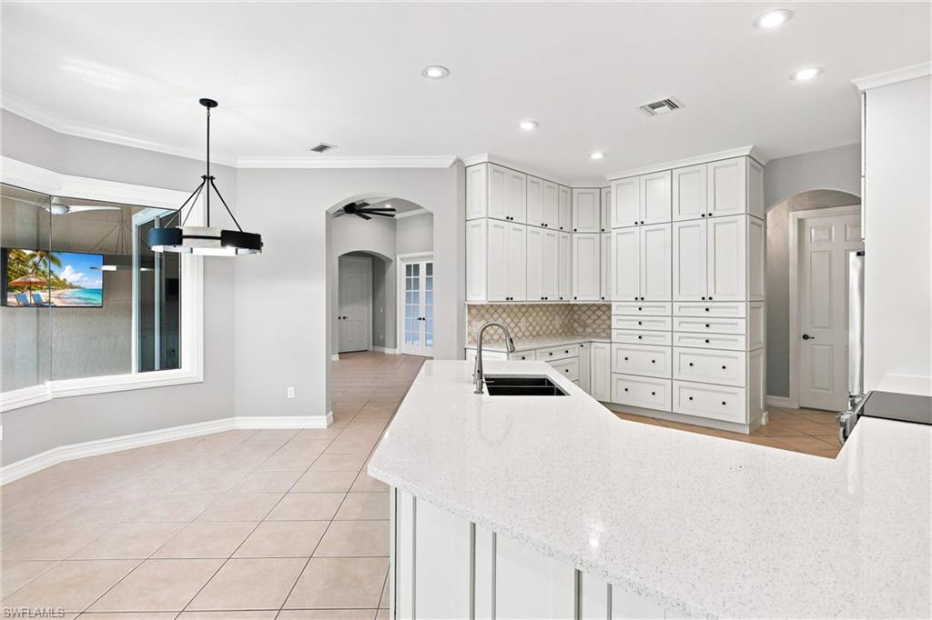5120 Post Oak Ln Property Photo 6