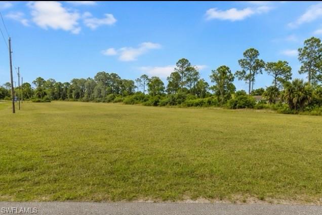 2208 33rd Ln Property Photo 3