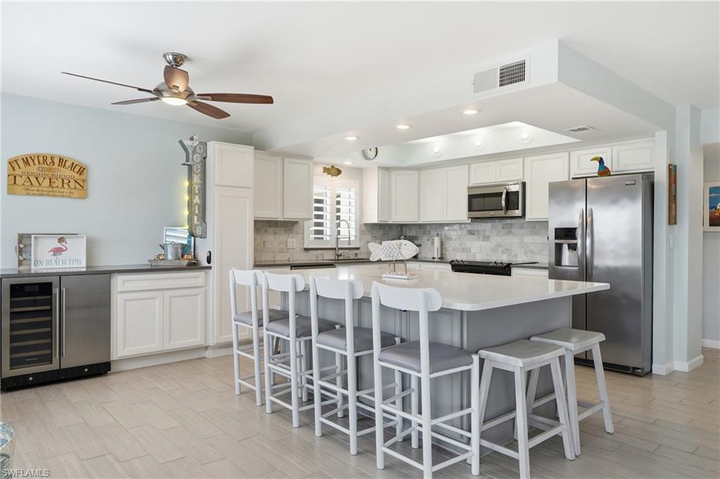 6900 Estero Blvd 409 Property Photo 19
