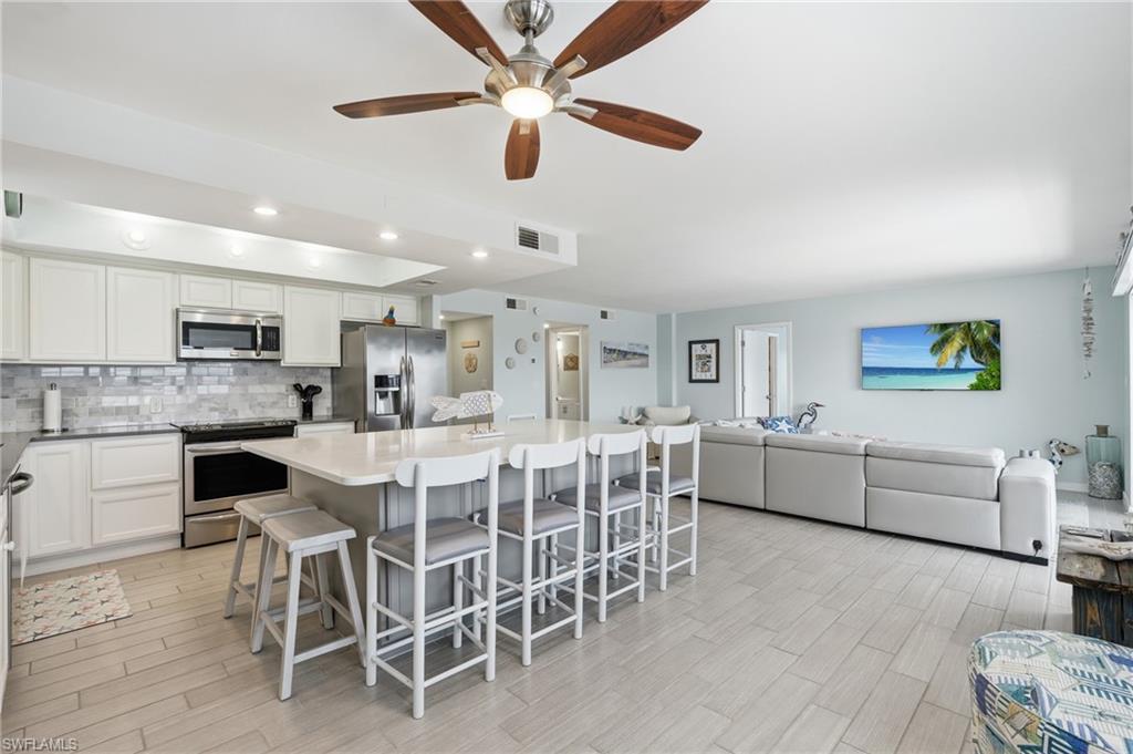 6900 Estero Blvd 409 Property Photo 21
