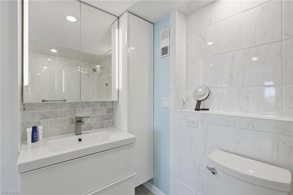 6900 Estero Blvd 409 Property Photo 29