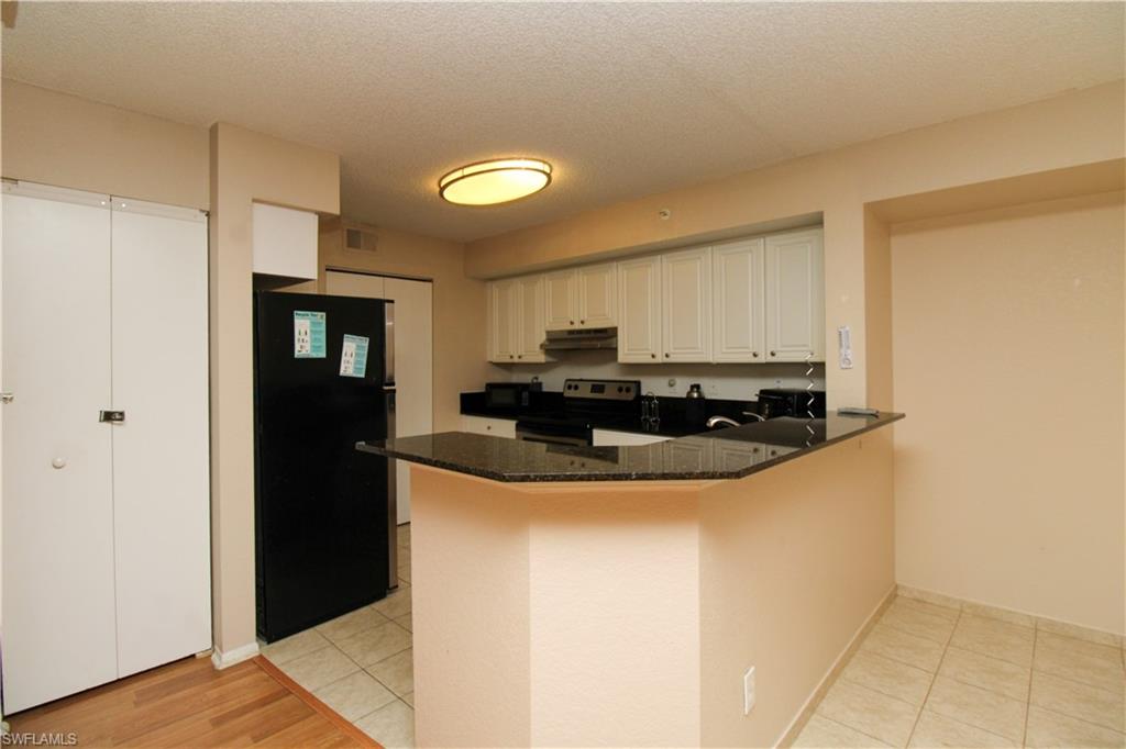 8215 Ibis Club Dr 102 Property Photo 8