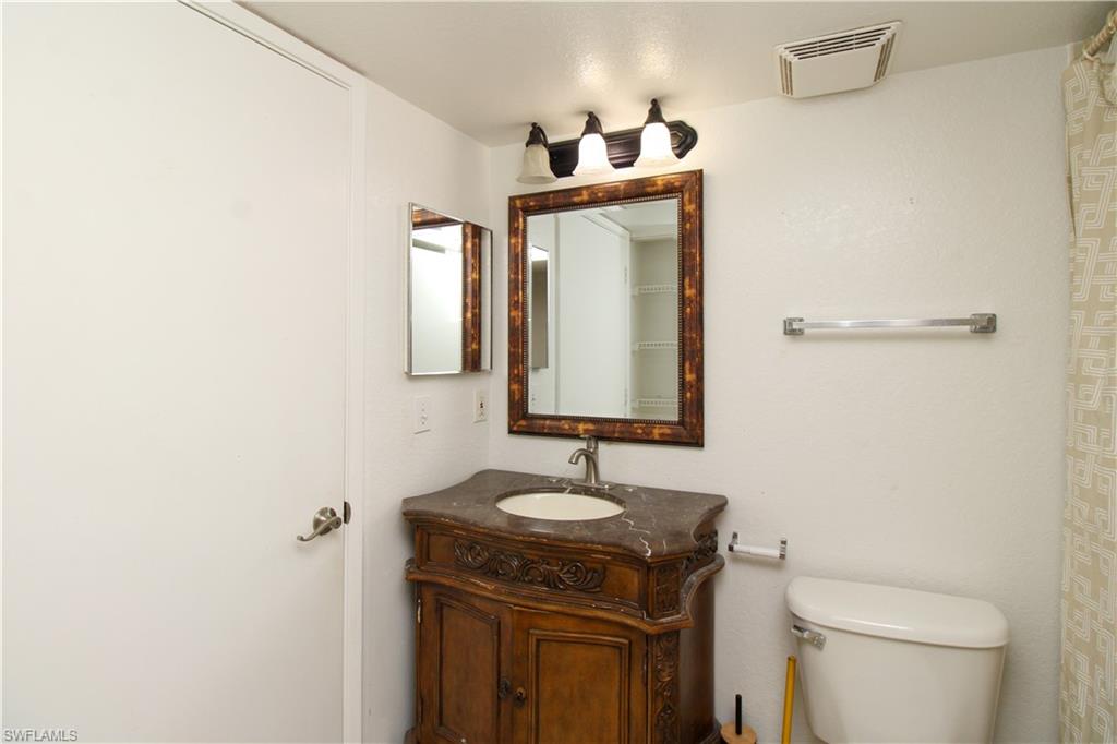8215 Ibis Club Dr 102 Property Photo 17