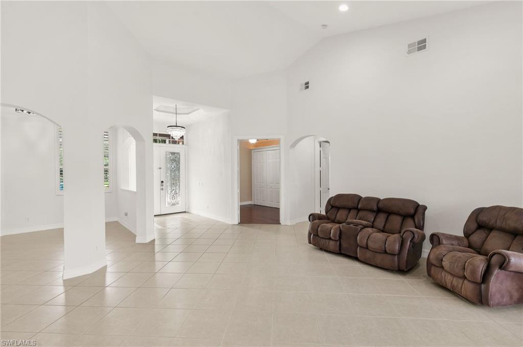 3917 Fabienne Ct Property Photo 6