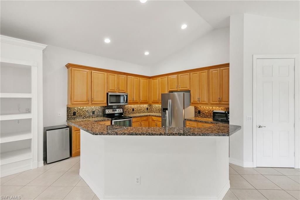 3917 Fabienne Ct Property Photo 10