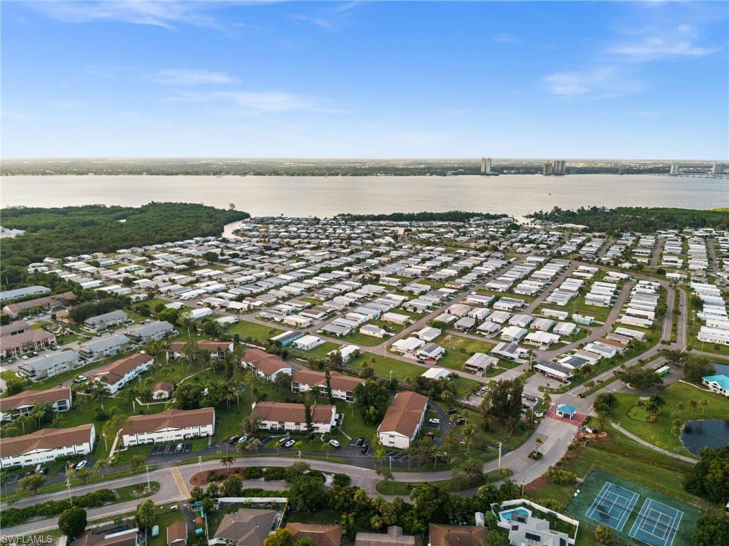 7001 New Post Dr 3 Property Photo 28