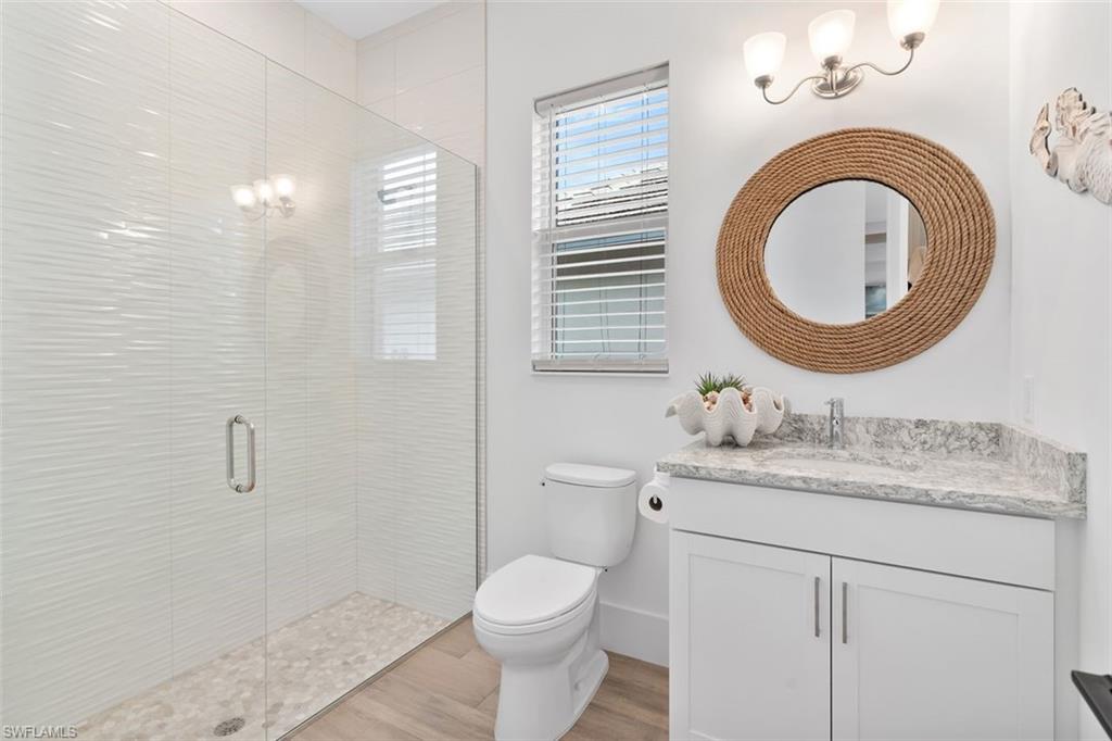 8904 Nevis Way Property Photo 33