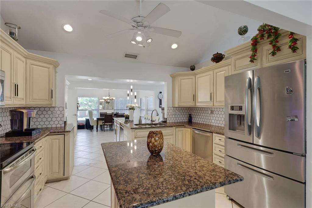 3036 Round Table Ln Property Photo 9