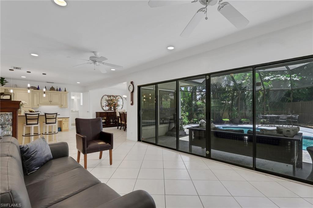 3036 Round Table Ln Property Photo 17