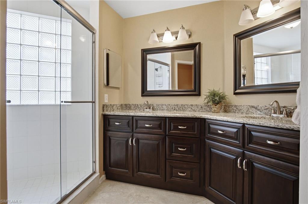 77 Silver Oaks Cir 8102 Property Photo 16