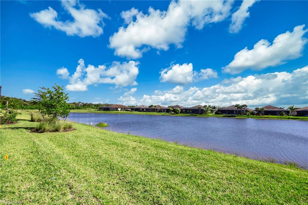 5968 Gala Dr Property Photo 4