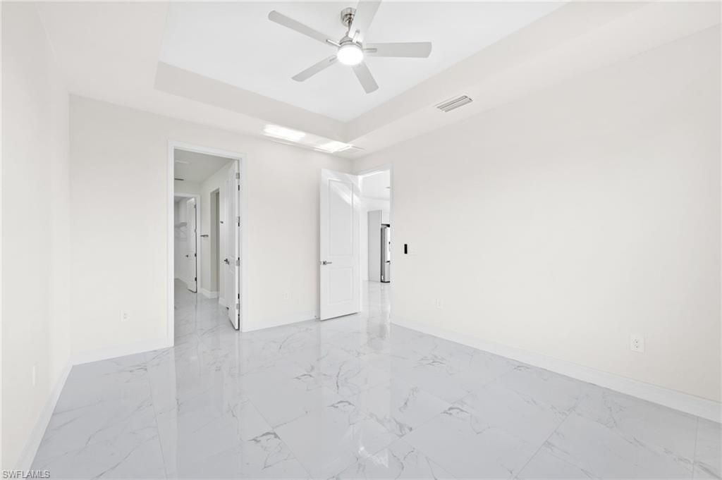 3238 Katherine St Property Photo 10