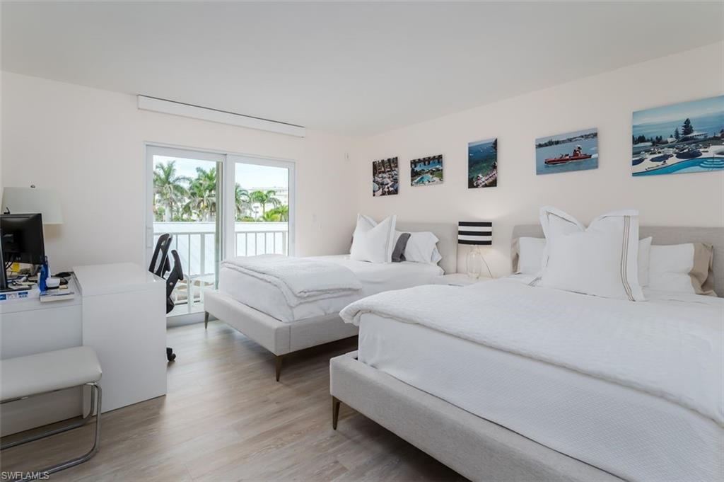 3450 Gulf Shore Blvd N 210 Property Photo 21