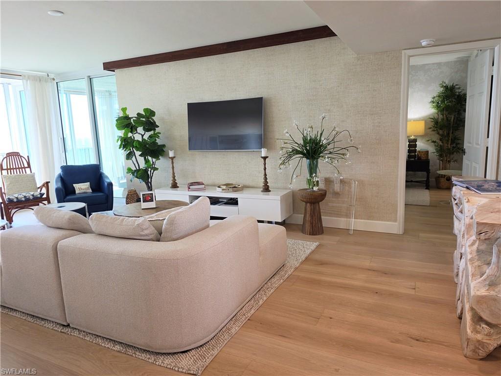 5550 Heron Point Dr 903 Property Photo 6