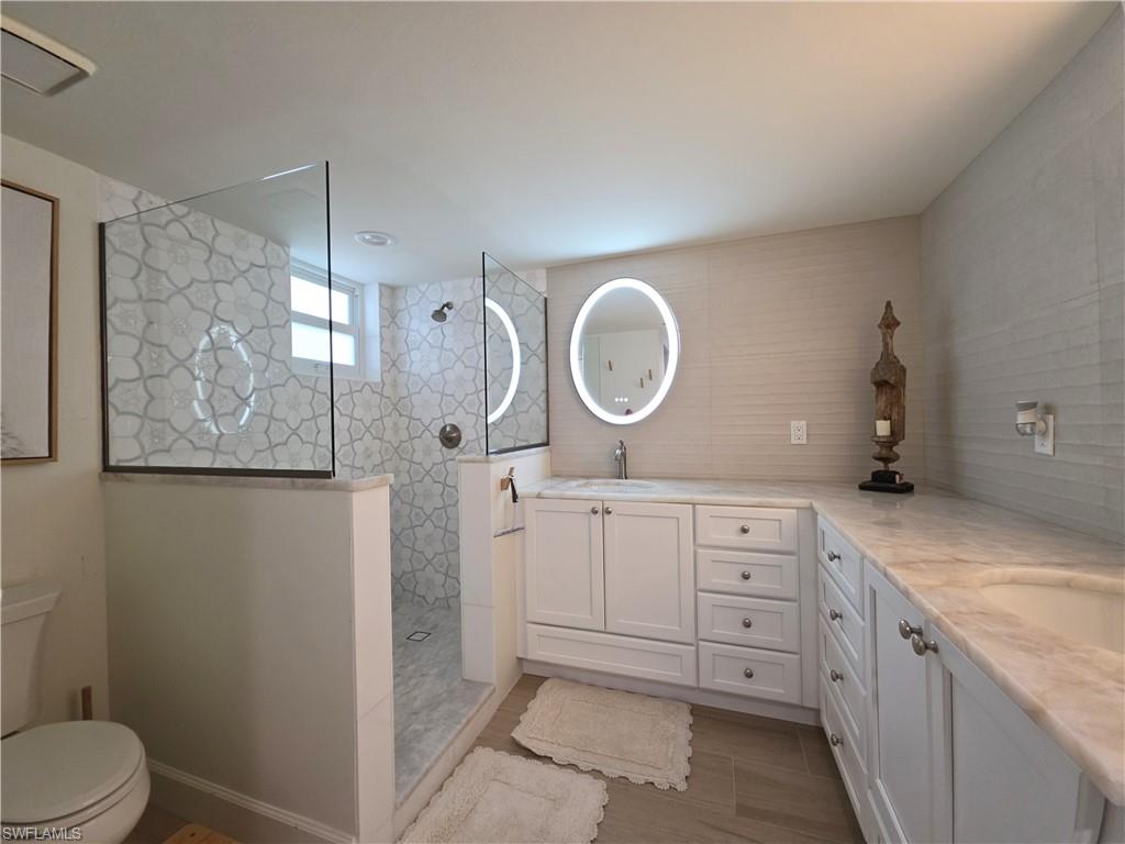 5550 Heron Point Dr 903 Property Photo 19
