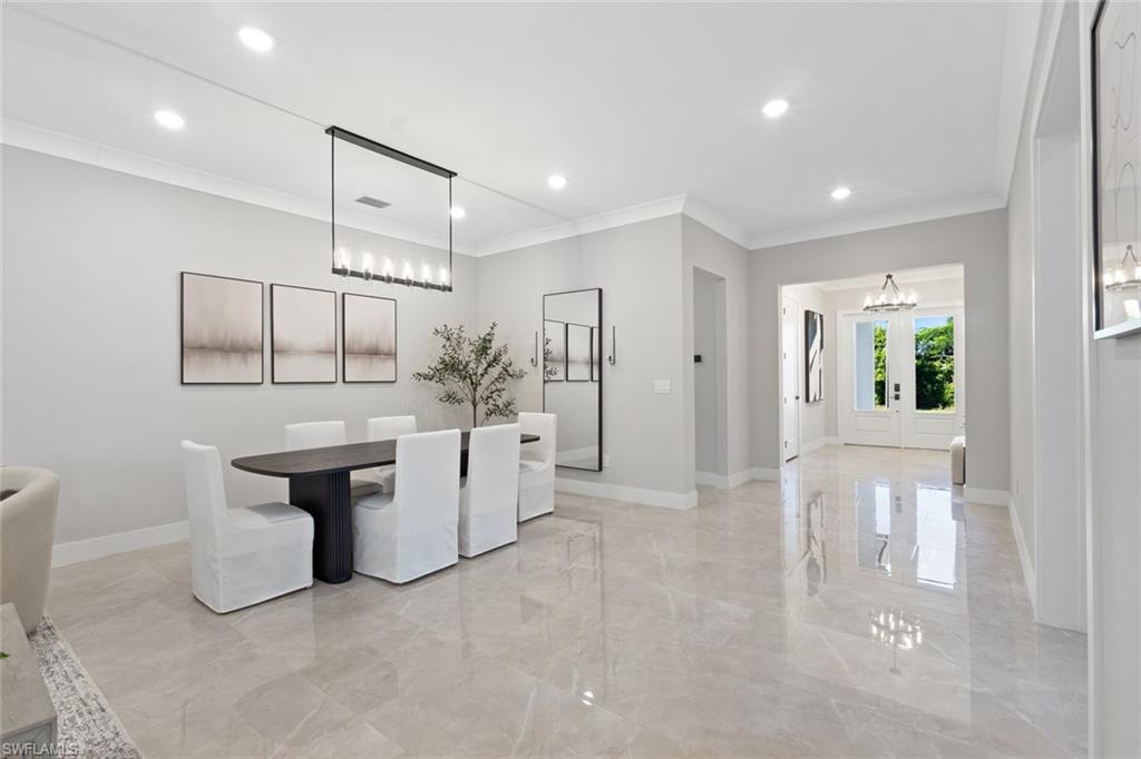 240 Allamanda Way Property Photo 10