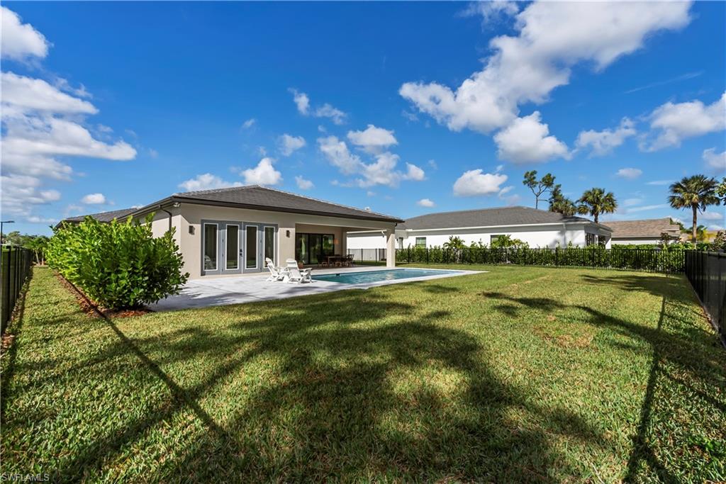 240 Allamanda Way Property Photo 24