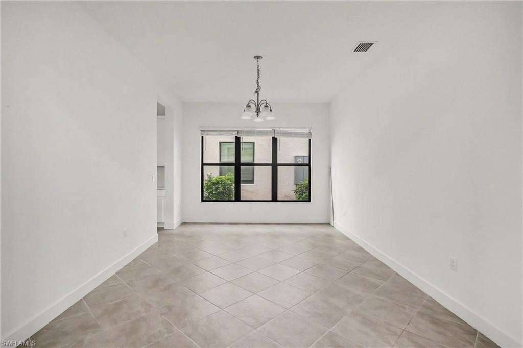 12762 Woodbury Dr Property Photo 10