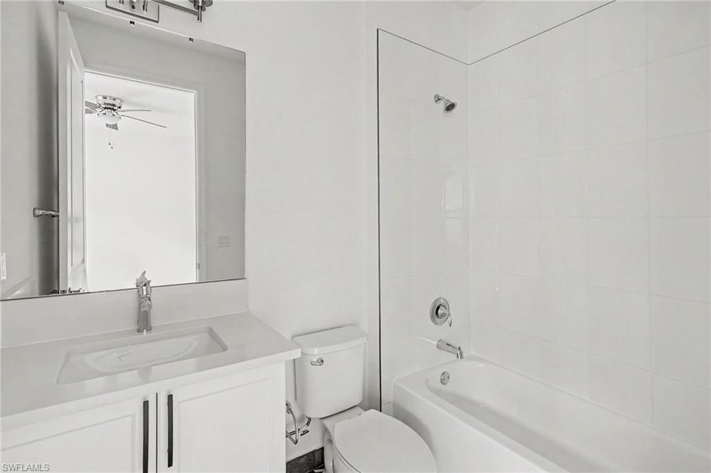12762 Woodbury Dr Property Photo 12