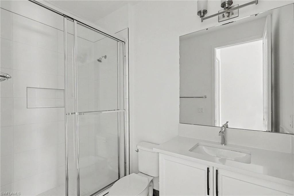 12762 Woodbury Dr Property Photo 22