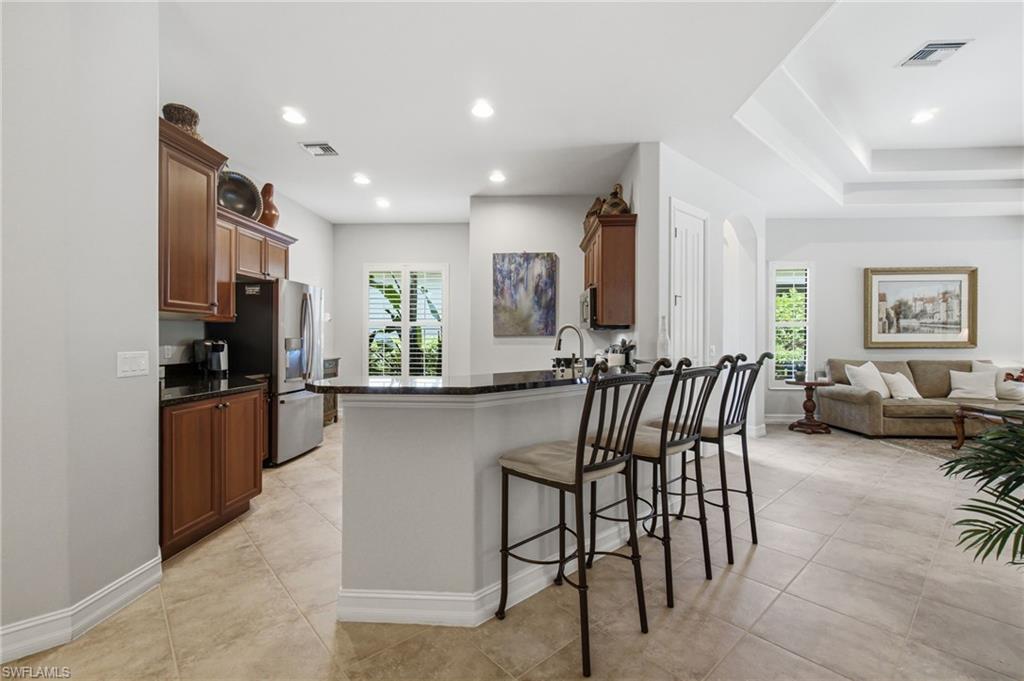 7381 Moorgate Point Way Property Photo 8