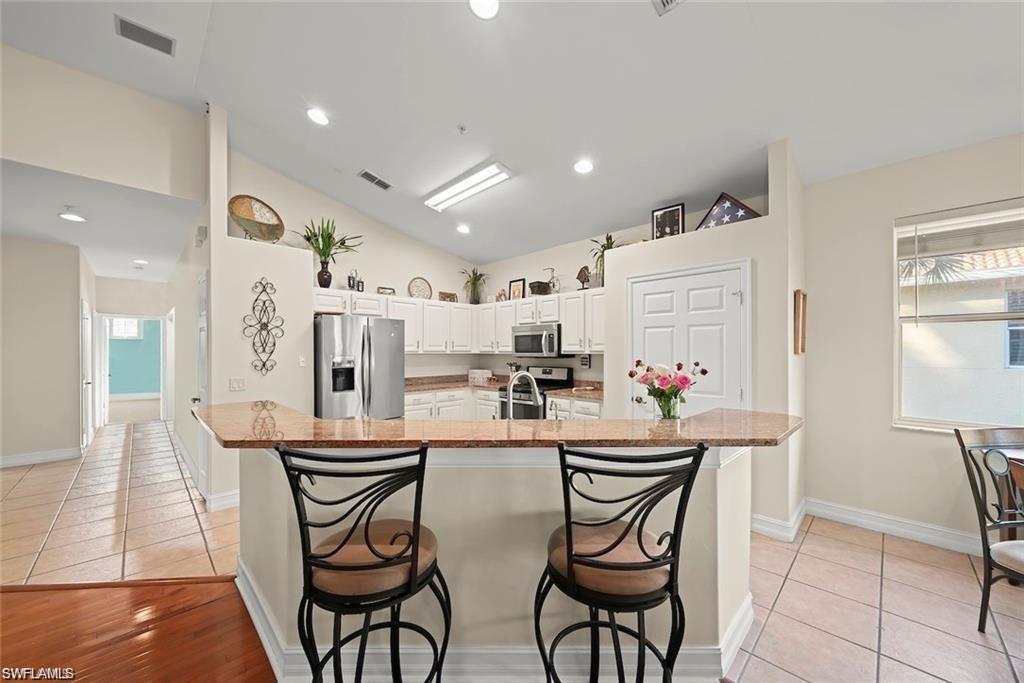 11053 Harbour Yacht Ct 201 Property Photo 3