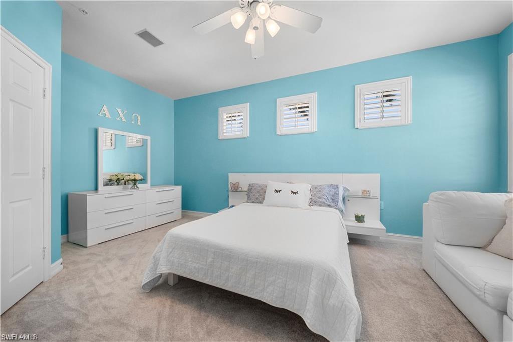 11053 Harbour Yacht Ct 201 Property Photo 14