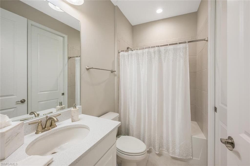 8209 Lucello Ter W Property Photo 11