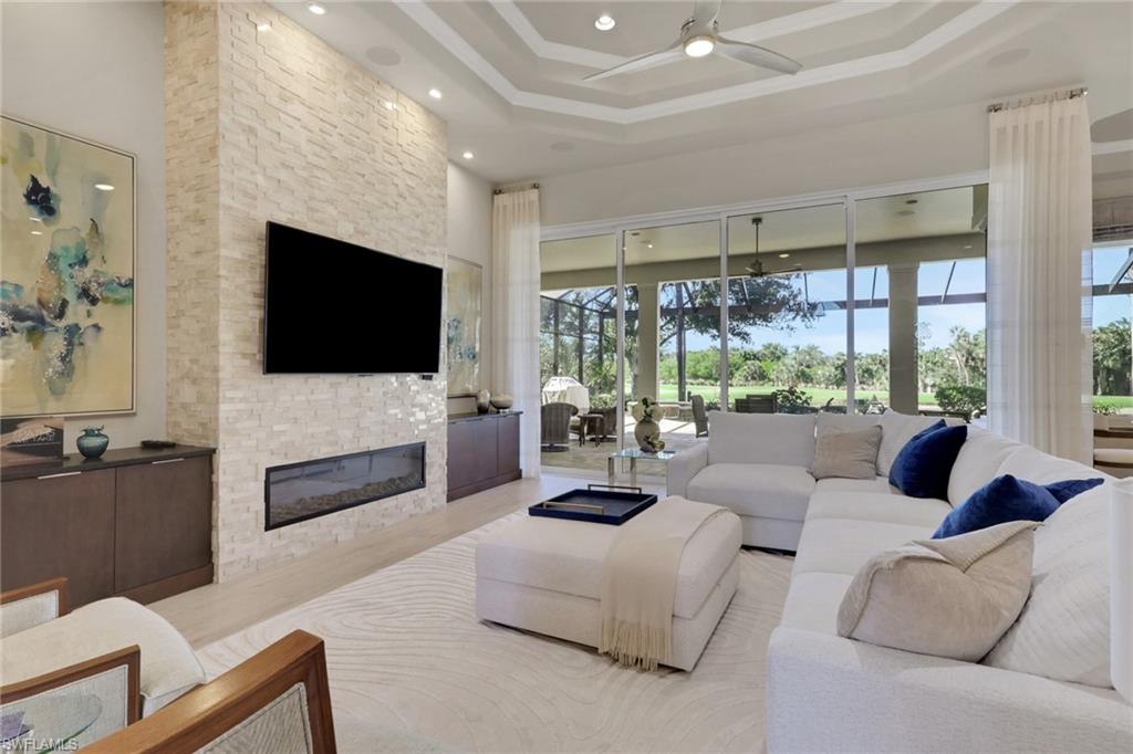 18530 Cypress Haven Dr Property Photo 3