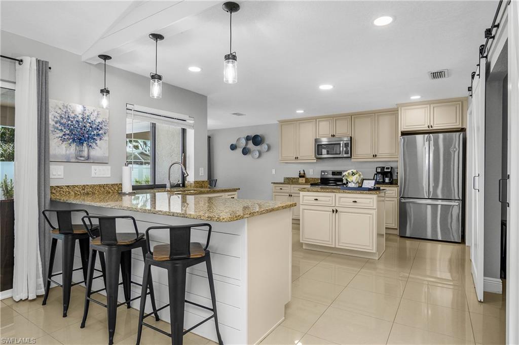 828 51st Ter Property Photo 15