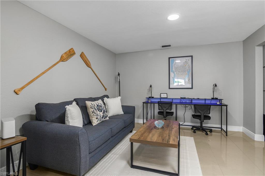 828 51st Ter Property Photo 21