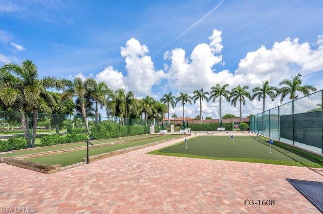 260 Seaview Ct 1-208 Property Photo 30