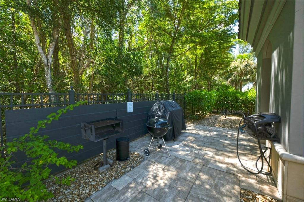 23421 Alamanda Dr 201 Property Photo 24