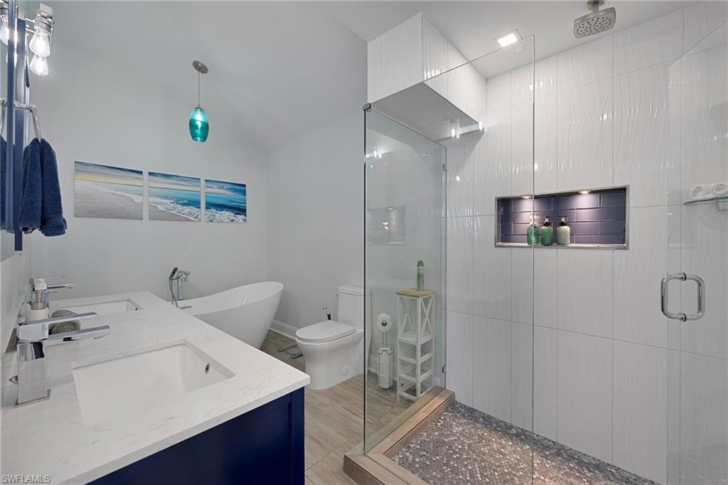 27218 Barefoot Ln Property Photo 11